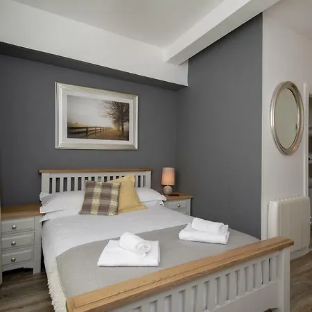 The Square Townhouse * Фермой